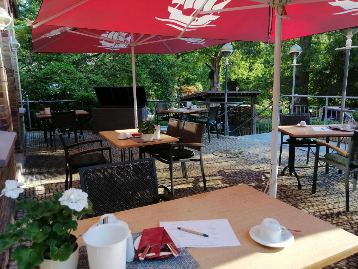 Hotel Schloesschen Sundische Wiese Zingst Exteriör bild
