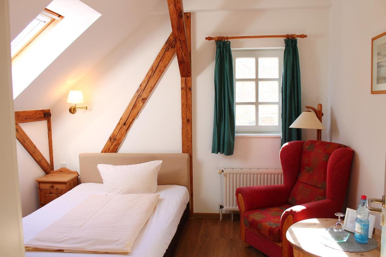 Hotel Schloesschen Sundische Wiese Zingst Exteriör bild